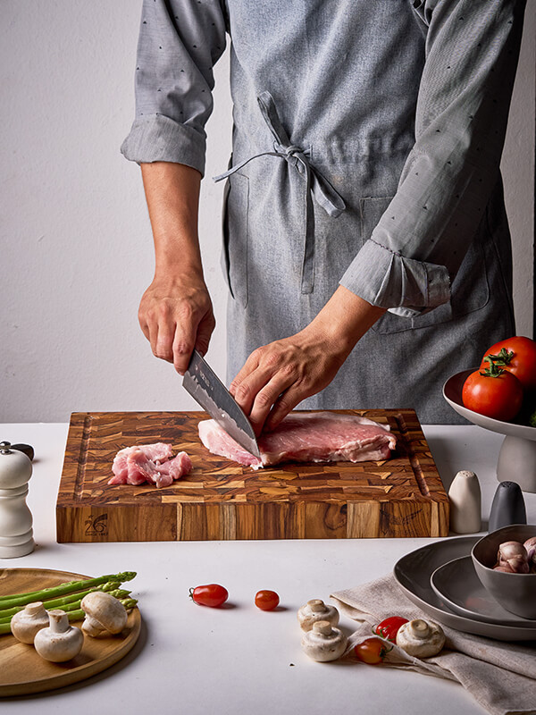 Thớt Gỗ Teak Cung Cấp Cho Nhà Hàng: Giải Pháp Tối Ưu Cho Bếp Công Nghiệp